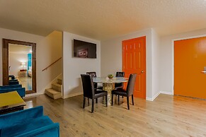 Coast River Inn by OYO Seaside