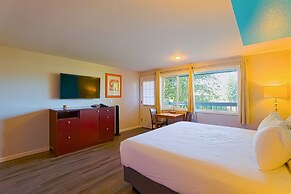 Coast River Inn by OYO Seaside