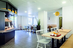 B&B HOTEL Paris Romainville Noisy-le-Sec