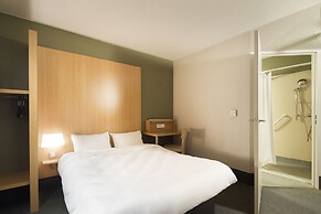 B&B HOTEL Paris Romainville Noisy-le-Sec