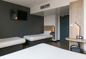 B&B HOTEL Marseille Vélodrome Prado