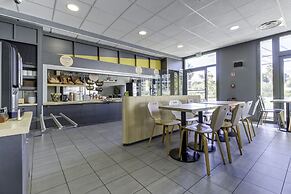 B&B HOTEL Marseille Vélodrome Prado