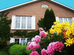 Opus 74 Bed & Breakfast