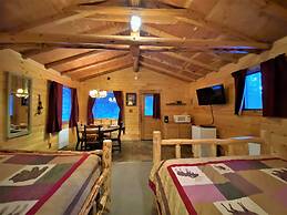 Alaska Creekside Cabins