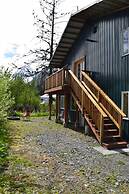 Alaska Creekside Cabins