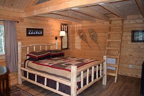 Alaska Creekside Cabins