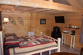 Alaska Creekside Cabins