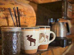 Alaska Creekside Cabins