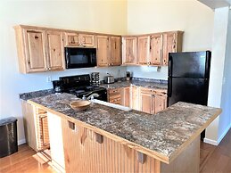 Alaska Creekside Cabins