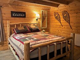 Alaska Creekside Cabins