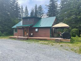 Alaska Creekside Cabins