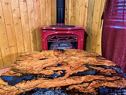 Alaska Creekside Cabins