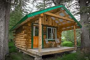 Alaska Creekside Cabins