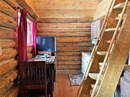 Alaska Creekside Cabins