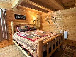 Alaska Creekside Cabins