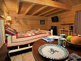 Alaska Creekside Cabins