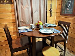 Alaska Creekside Cabins