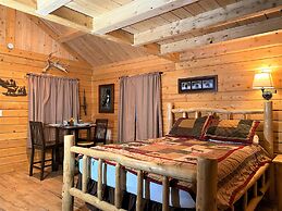 Alaska Creekside Cabins