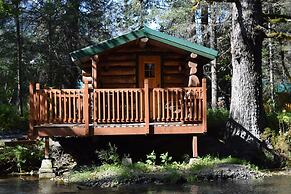 Alaska Creekside Cabins
