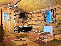 Alaska Creekside Cabins