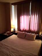 Hotel Ceeds - Adults Only