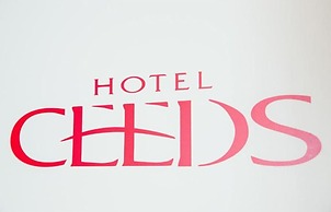 Hotel Ceeds - Adults Only