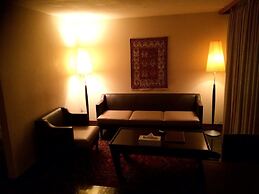 Hotel Ceeds - Adults Only