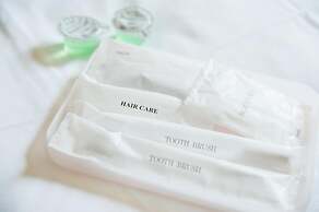 Hotel Ceeds - Adults Only