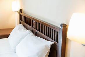 Hotel Ceeds - Adults Only