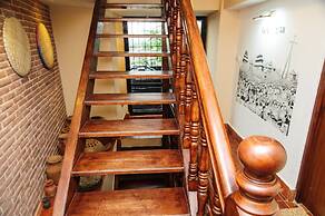 THAGU CHHEN A Boutique hotel