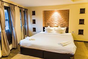 THAGU CHHEN A Boutique hotel