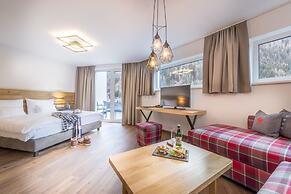 Heart Hotel Grischuna