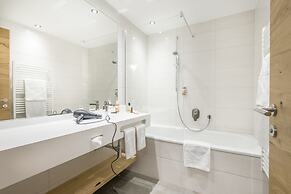 Heart Hotel Grischuna