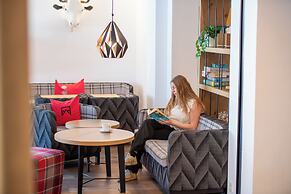 Heart Hotel Grischuna