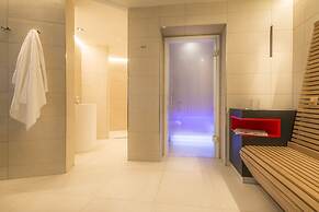 Heart Hotel Grischuna