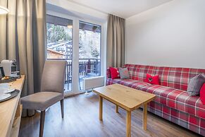 Heart Hotel Grischuna