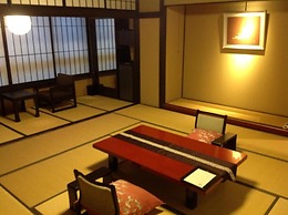 Kanazawa Chaya
