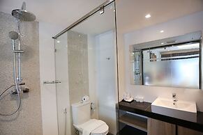 Paripas Patong Resort