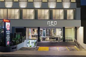 Hotel NEO Dipatiukur - Bandung by ASTON