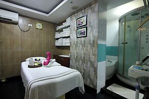 Hotel Gateway Grandeur