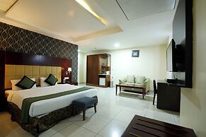 Hotel Gateway Grandeur