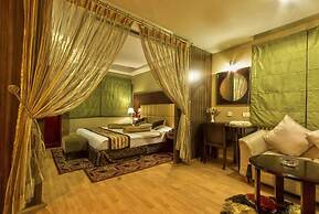 Hotel Gateway Grandeur