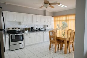 Aparthotel Guijarros