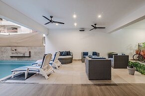 Velas Condos