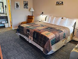 The Lodge at Russell
