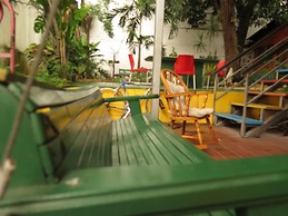 Panama House Bed & Breakfast