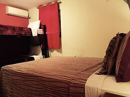 Panama House Bed & Breakfast