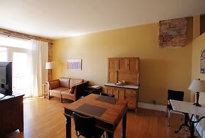 In Season Guest Suite