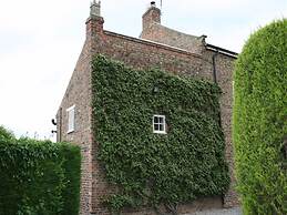 Manor Guest House