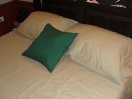 Hostal Playa Los Cocos